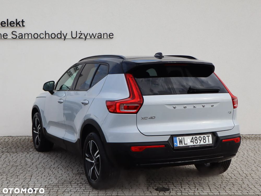 Volvo XC 40 T3 R-Design - 4