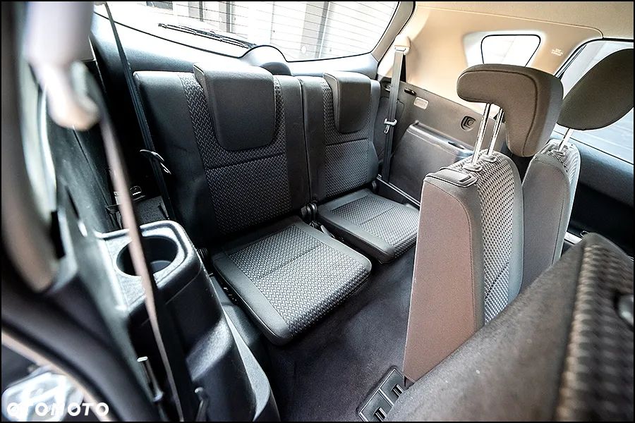 Toyota Corolla Verso - 34