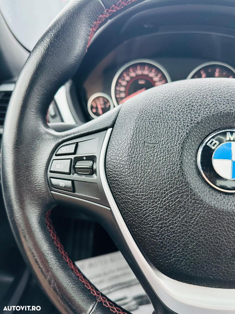 BMW Seria 3 318d Aut. Blue Performance Sport Line - 31