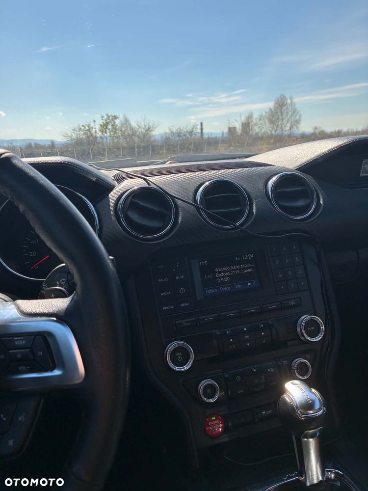 Ford Mustang 3.7 V6 - 11