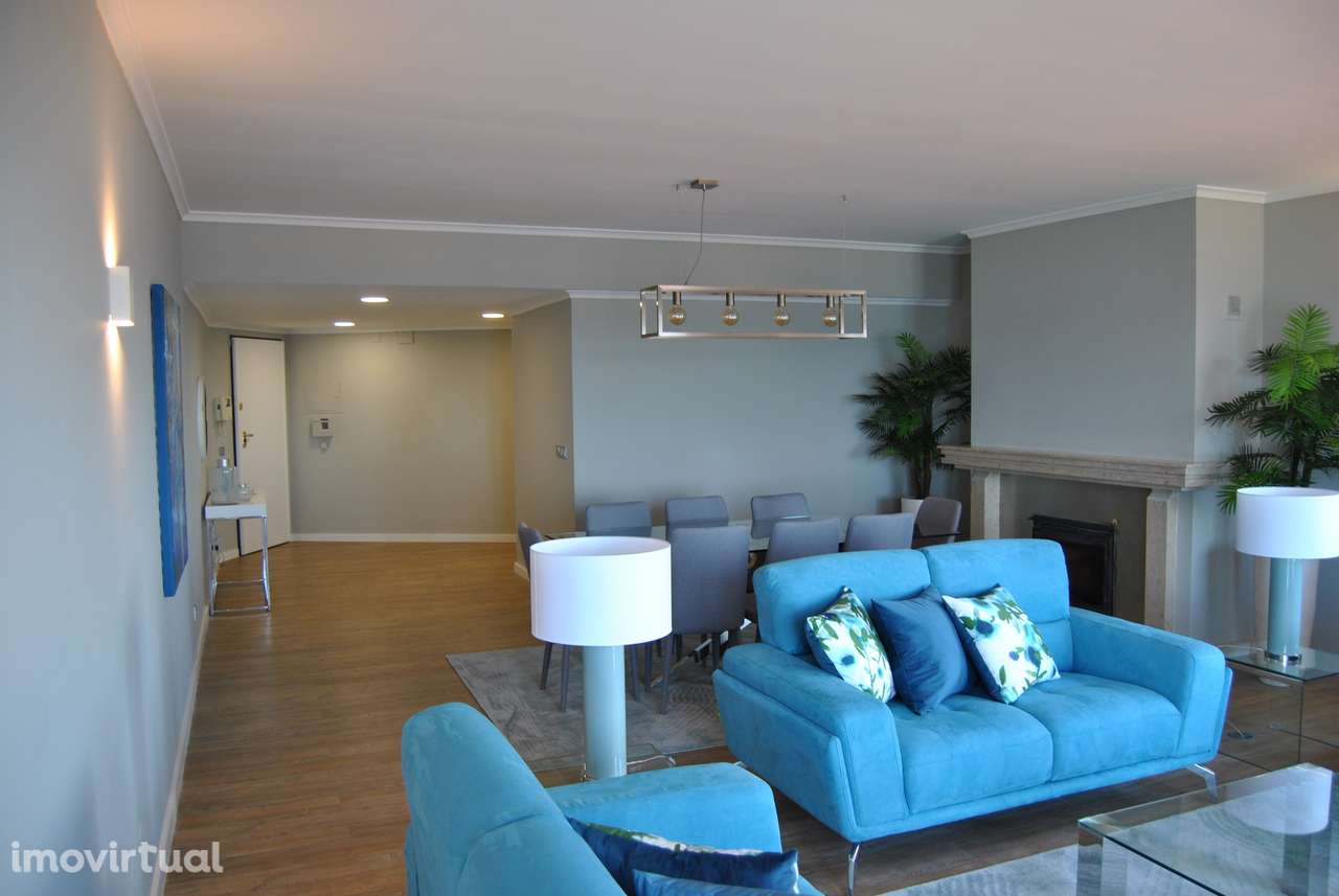 Apartamento T4 com vista mar na Parede – condomínio fechado - Grande imagem: 3/19