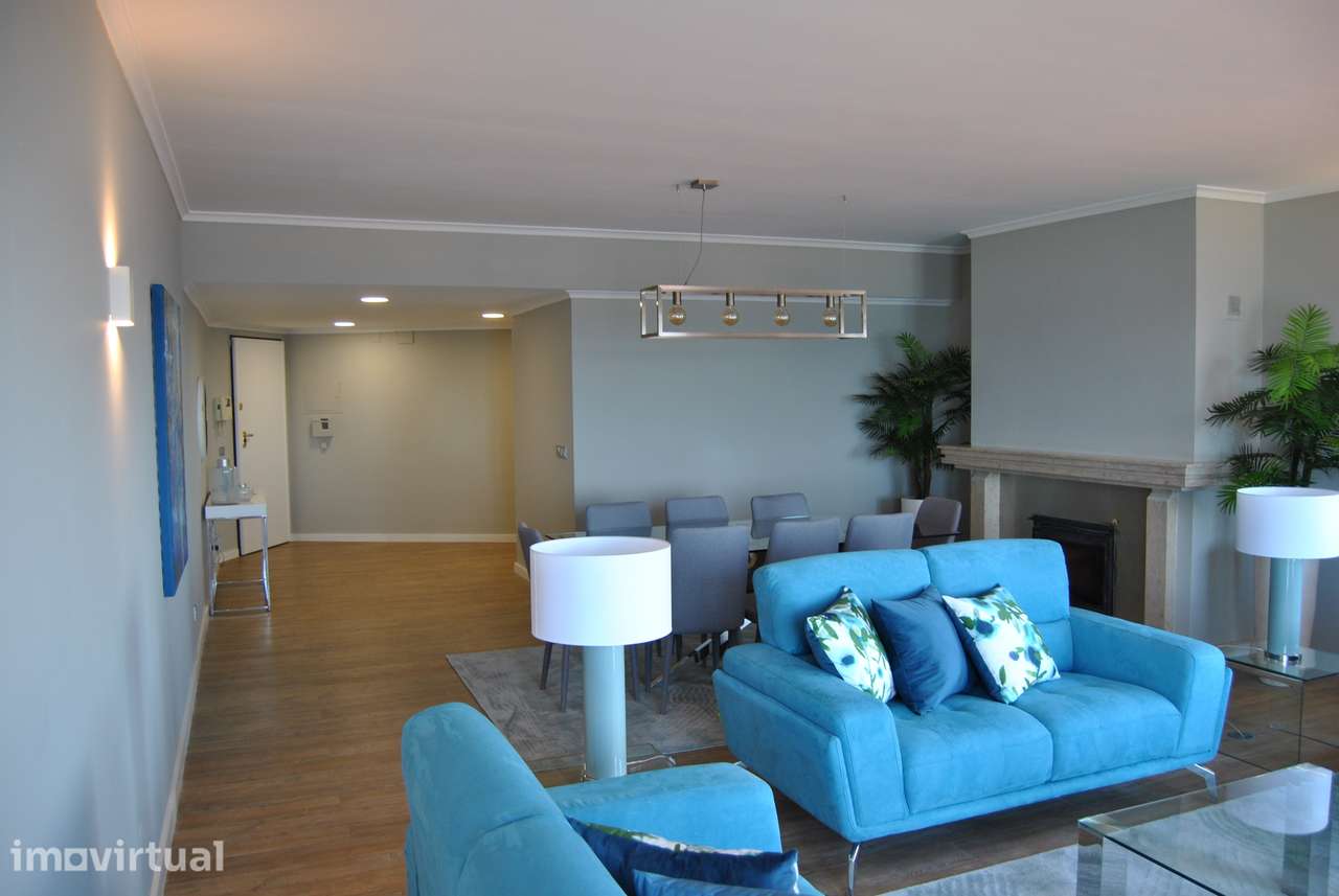 Apartamento T4 com vista mar na Parede – condomínio fechado - Grande imagem: 3/19