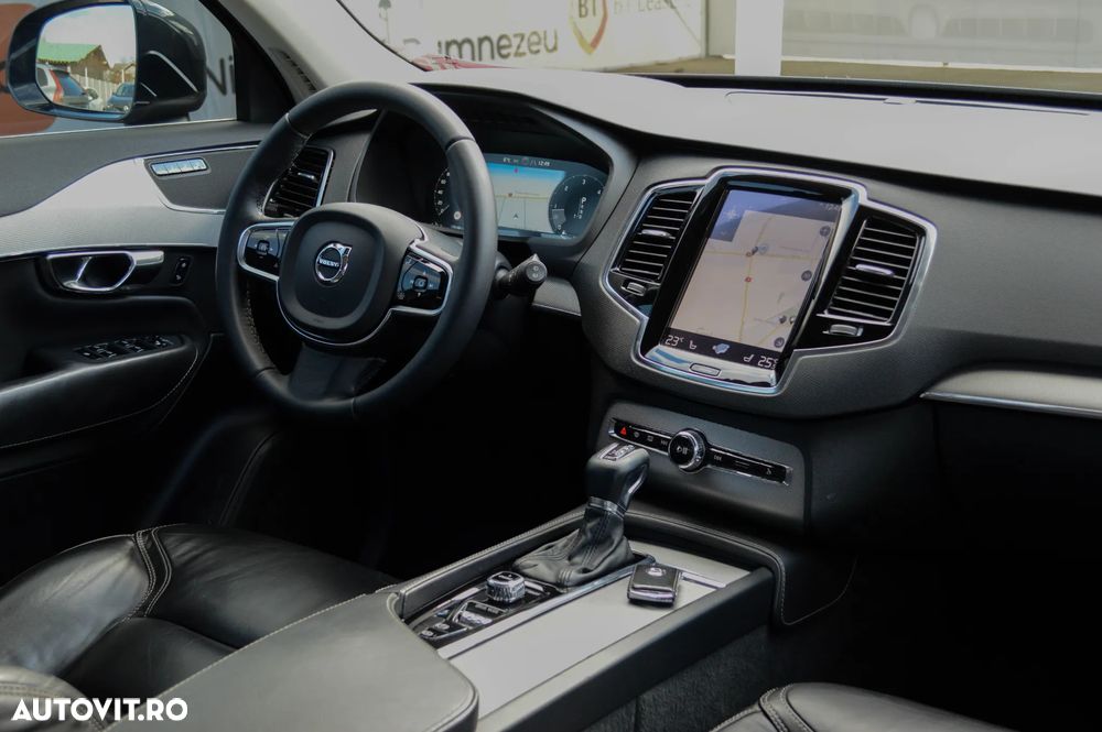 Volvo XC 90 D5 AWD Geartronic Inscription - 4