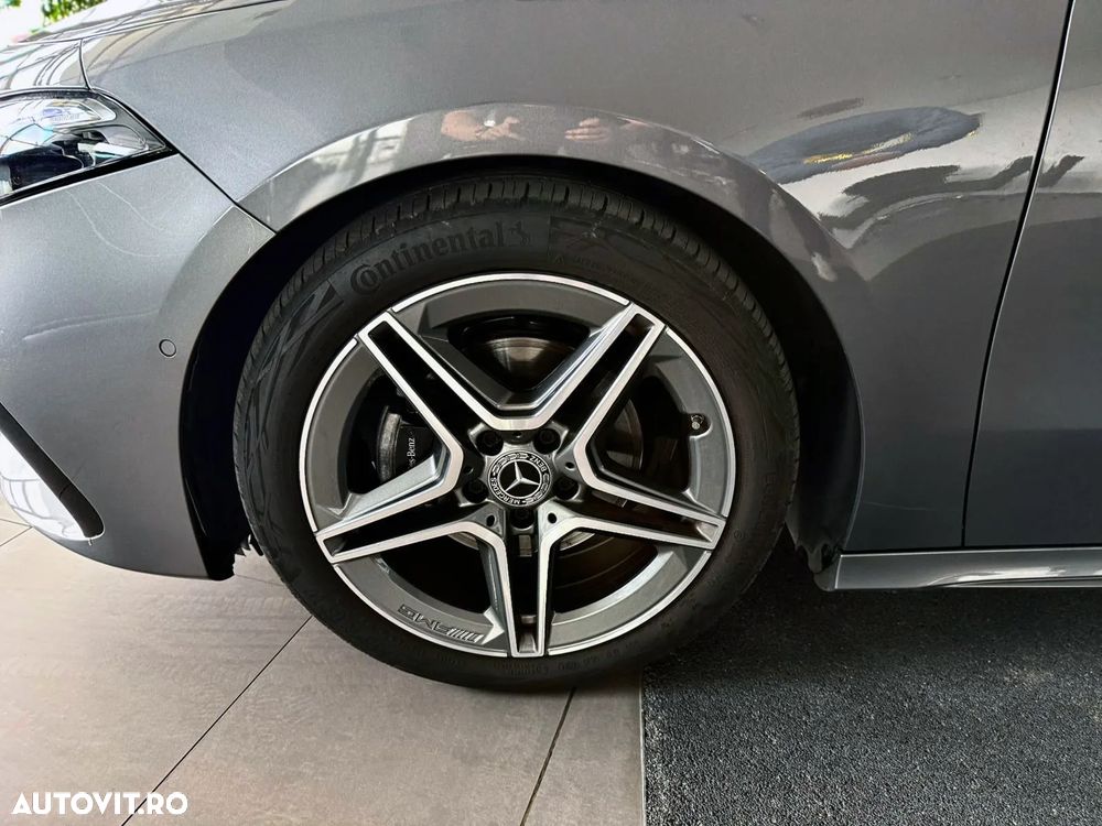 Mercedes-Benz A 200 7G-DCT AMG Line Advanced Plus - 11