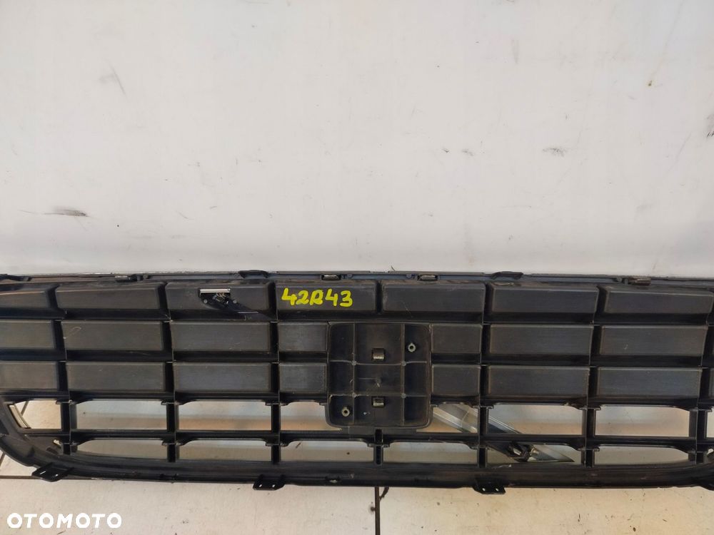 volvo v50 lift 07r- grill atrapa chłodnicy - 9