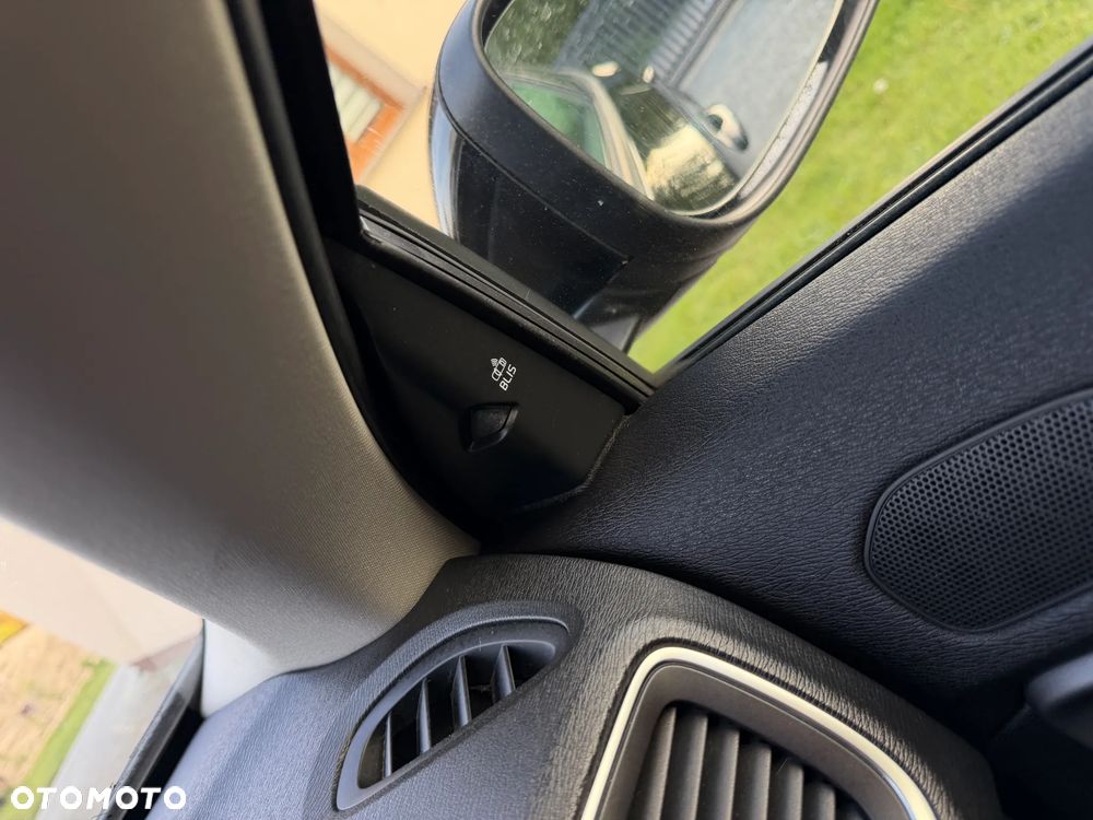 Volvo V40 D2 Geartronic Momentum - 31