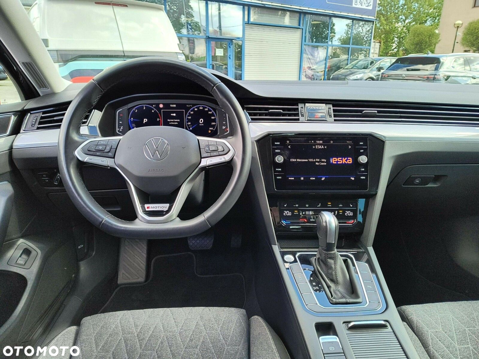 Volkswagen Passat - 13