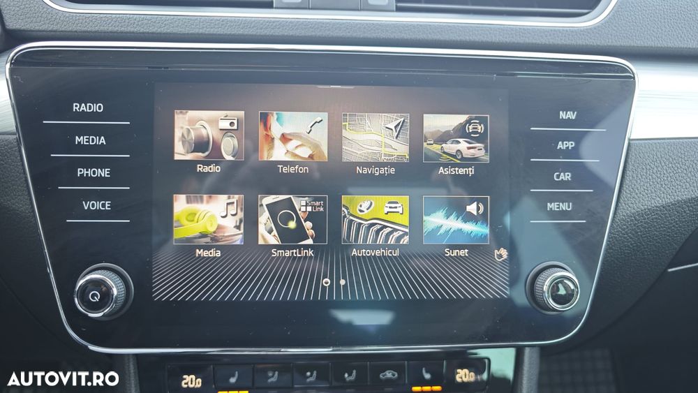 Skoda Superb 2.0 TDI DSG Ambition - 18