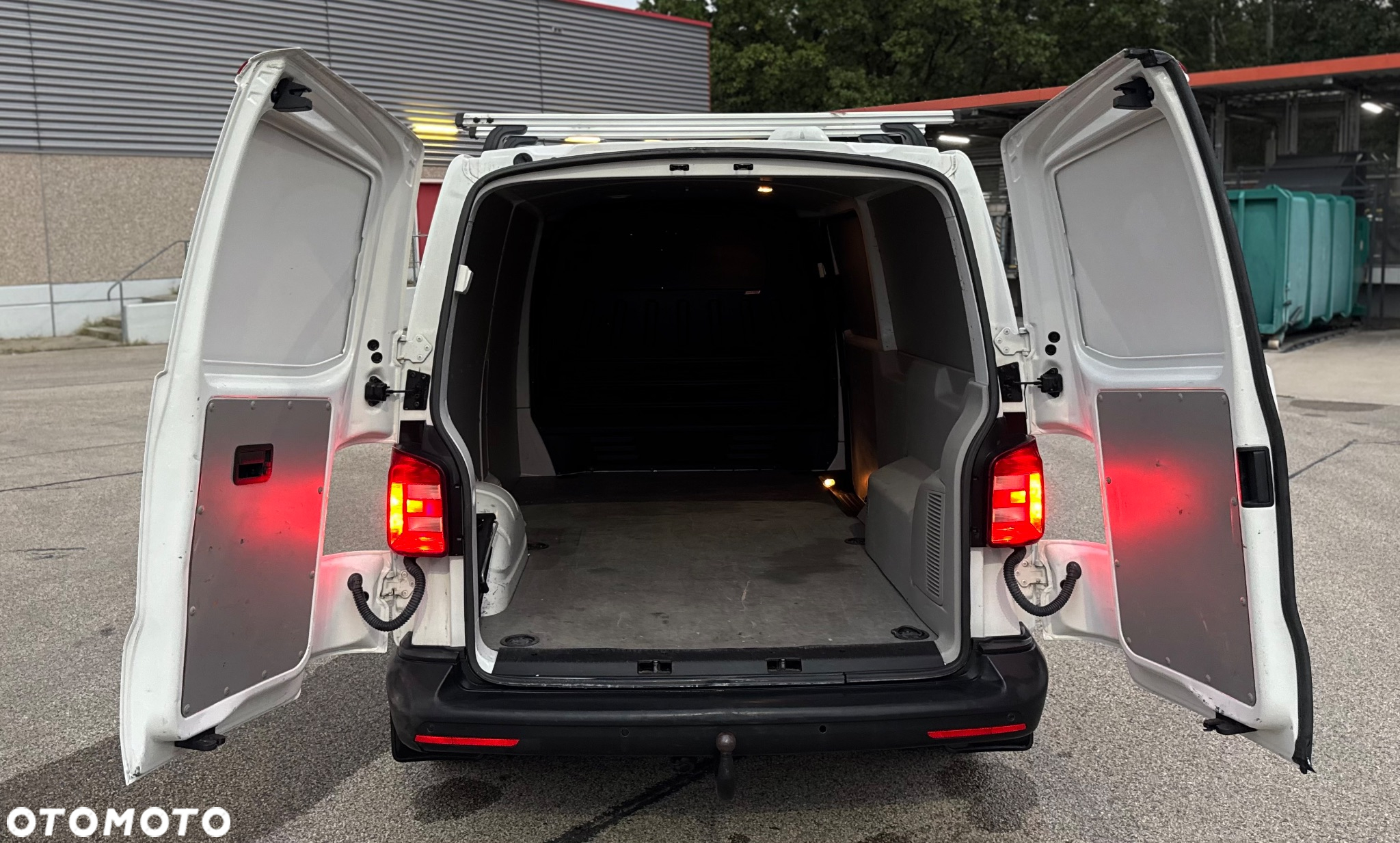 Volkswagen TRANSPORTER T6 - 8