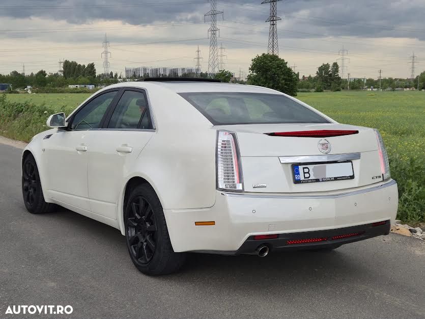 Cadillac CTS - 4