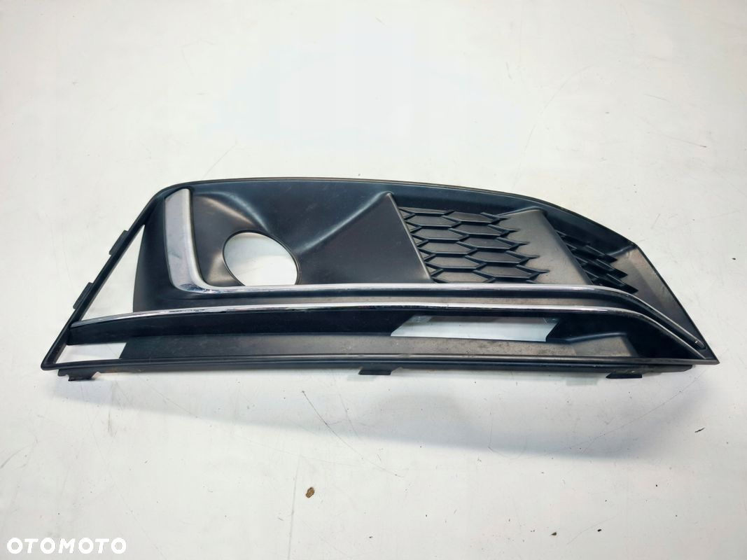 KRATKA ATRAPA ZDERZAKA PRAWA AUDI A4 B9 S LINE 8W0807682G - 3