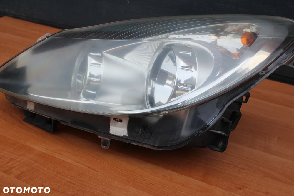 LAMPA !!! CIEMNA !!! LEWY PRZÓD LEWA PRZEDNIA OPEL CORSA D EUROPA 13217453 - 7
