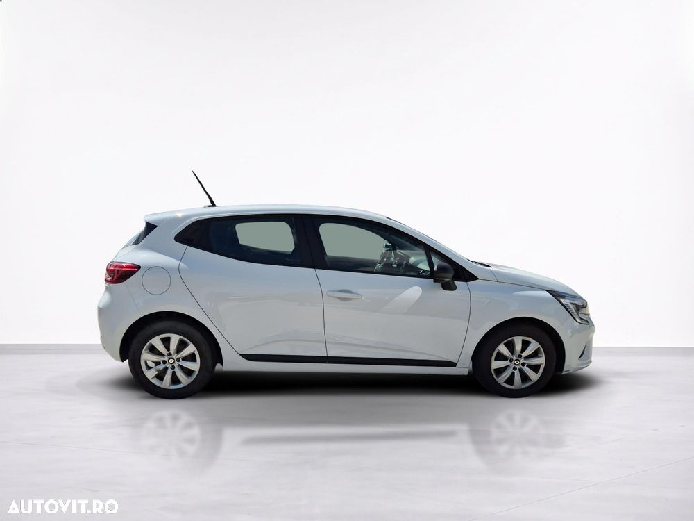 Renault Clio - 7