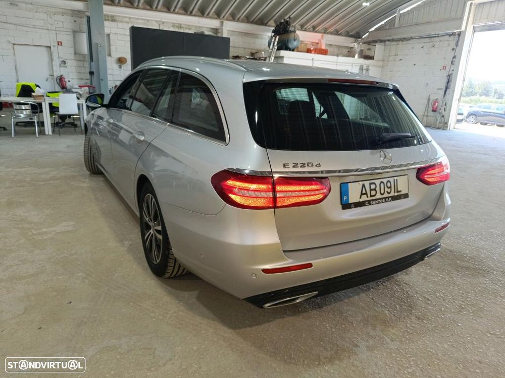 Mercedes-Benz E 220 d Avantgarde - 3
