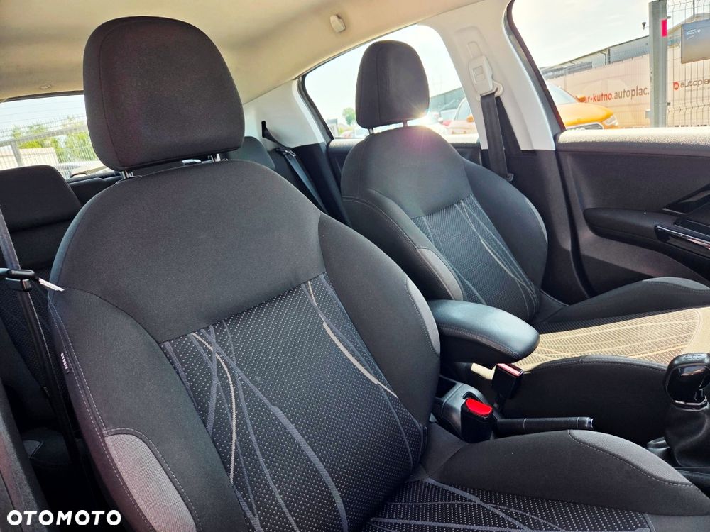 Peugeot 208 1.4 VTi Active - 31