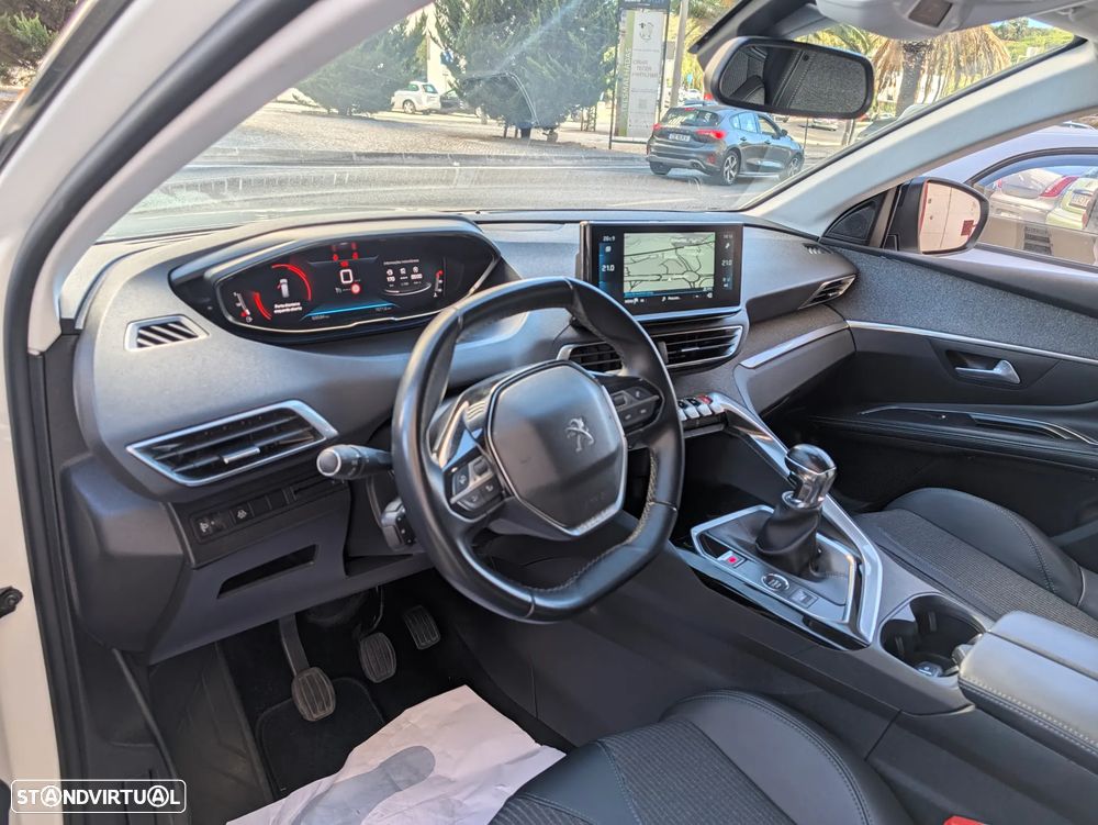 Peugeot 5008 1.5 BlueHDi Allure Pack - 17