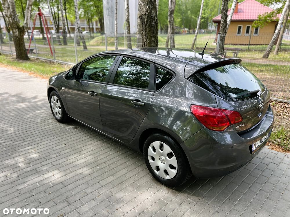 Opel Astra - 3