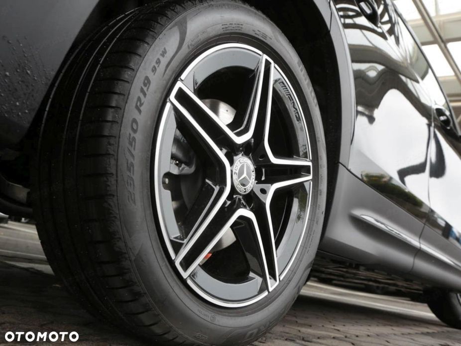Mercedes-Benz GLB 200 AMG Line 7G-DCT - 15