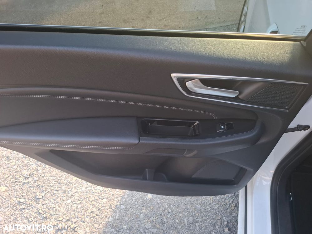 Ford S-Max 2.0 TDCi Powershift Titanium - 12