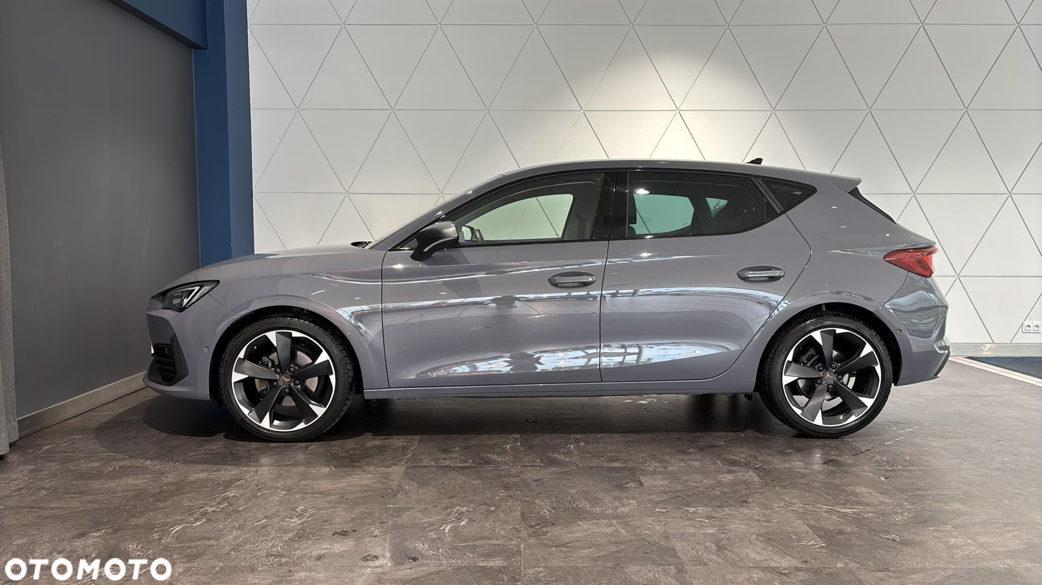 Cupra Leon 1.5 eTSI DSG - 2