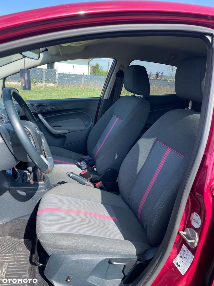 Ford Fiesta - 6