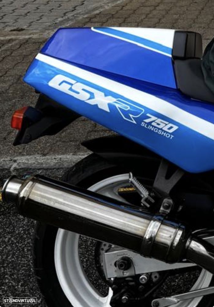 Suzuki GSX-R R - 1