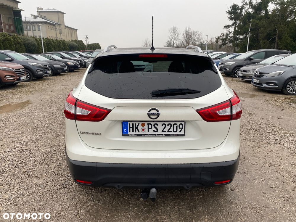 Nissan Qashqai 1.6 DIG-T 360 - 5