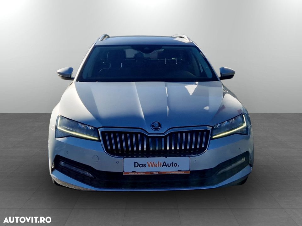 Skoda Superb 2.0 TDI DSG Ambition - 4