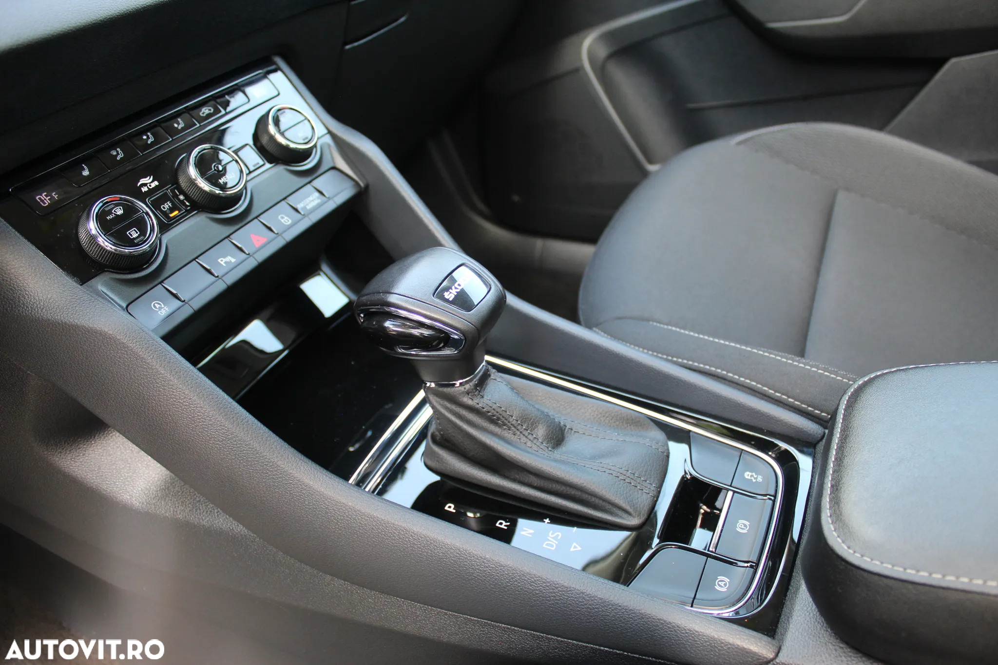 Skoda Karoq 1.5 TSI DSG Ambition - 17