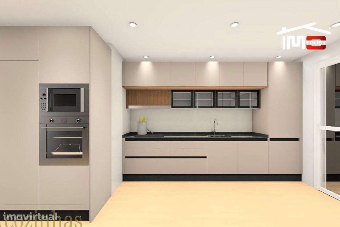 Apartamento T3 com Parqueamento e Varanda com churrasqueira - Grande imagem: 2/28