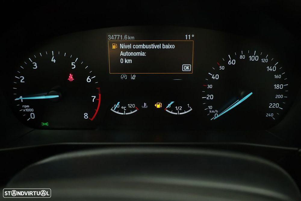 Ford Focus SW 1.0 EcoBoost MHEV ST-Line - 17