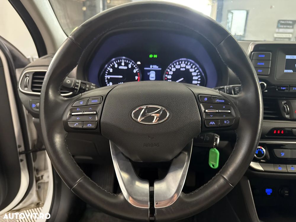 Hyundai i30 - 17