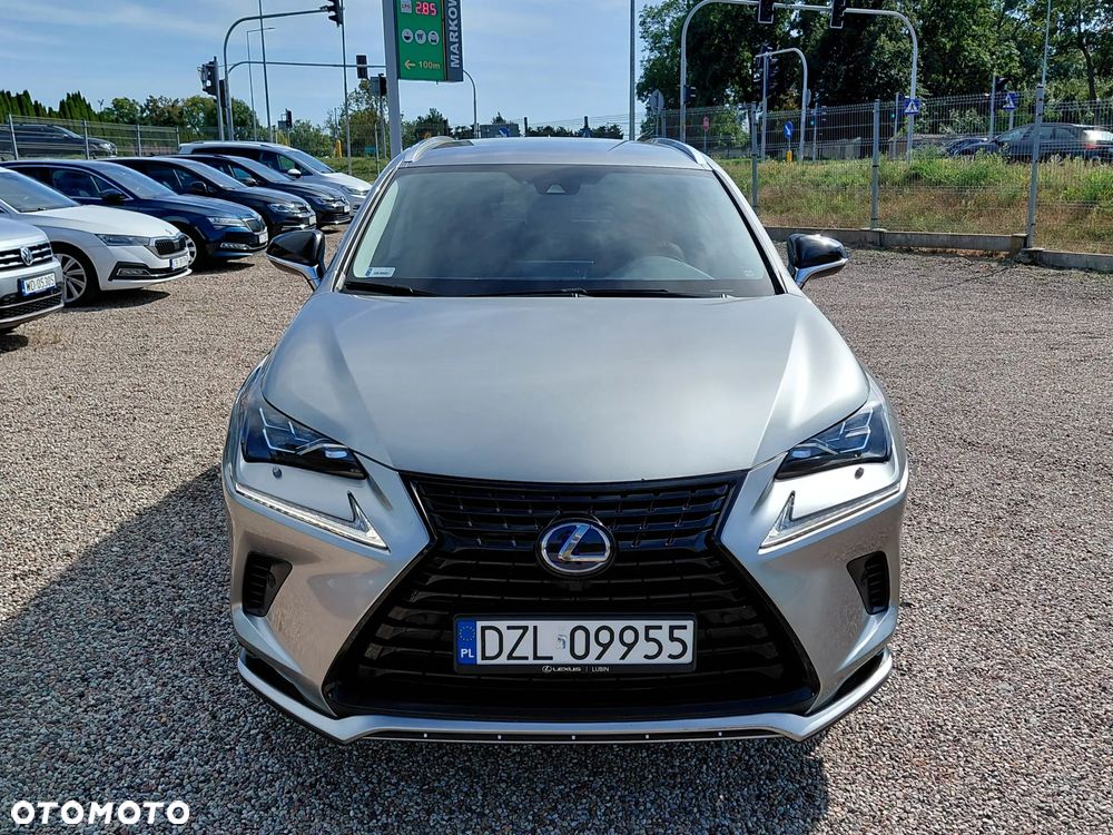 Lexus NX 300h Prestige AWD - 31