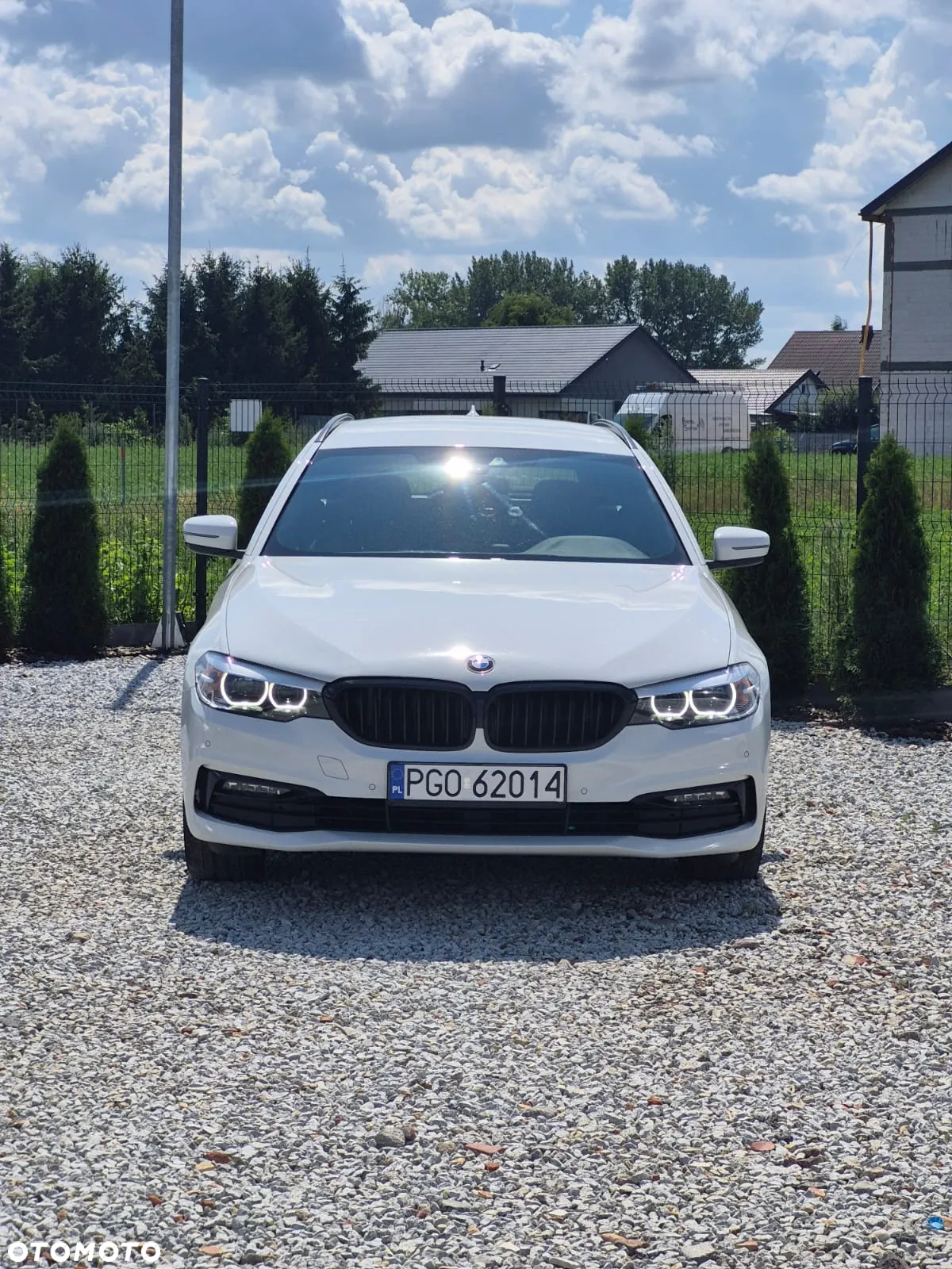 BMW Seria 5 520d Sport Line - 2
