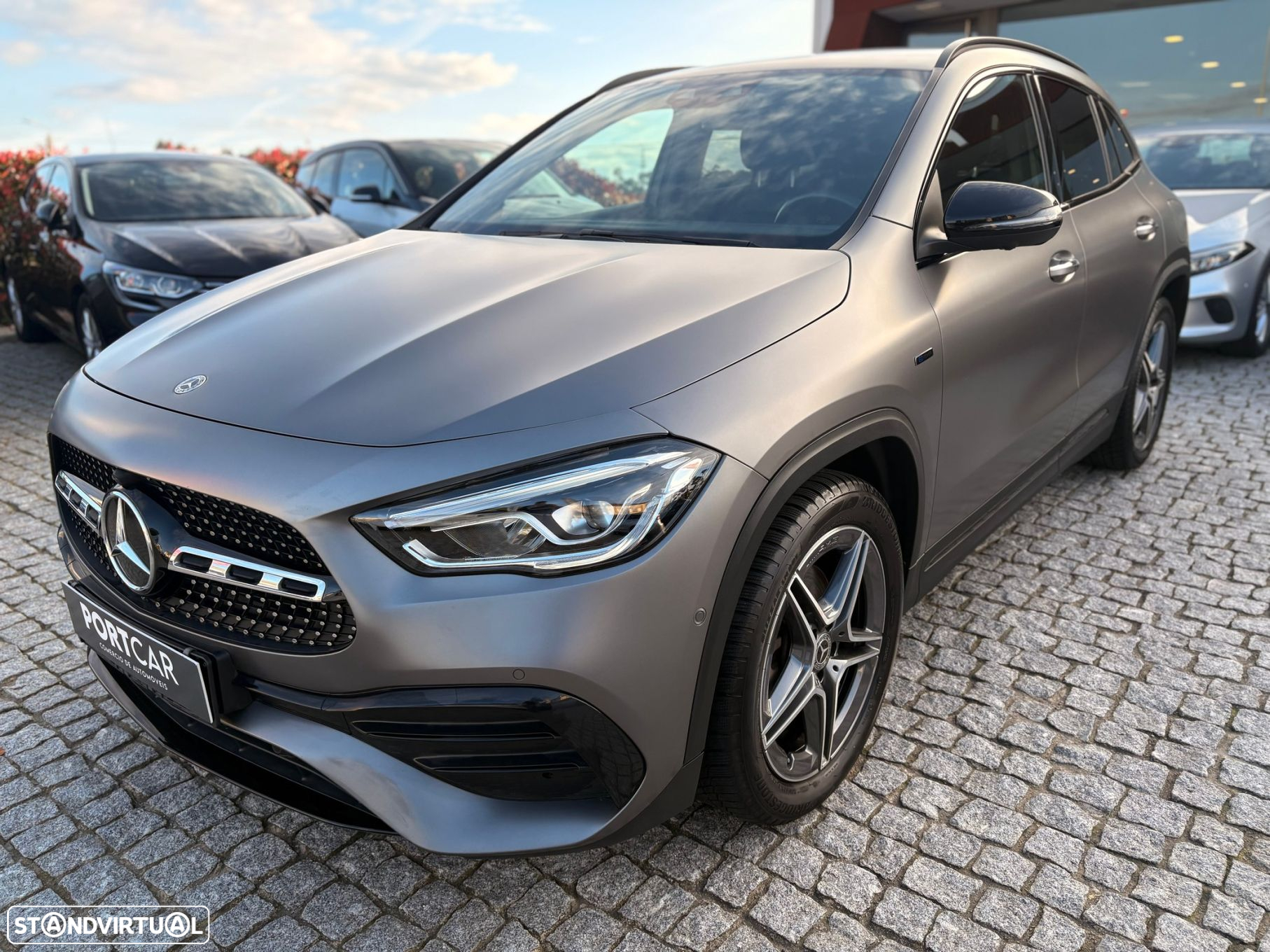 Mercedes-Benz GLA 250 e AMG Line - 3