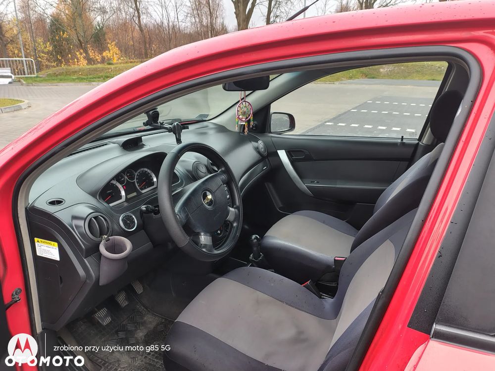 Chevrolet Aveo - 4
