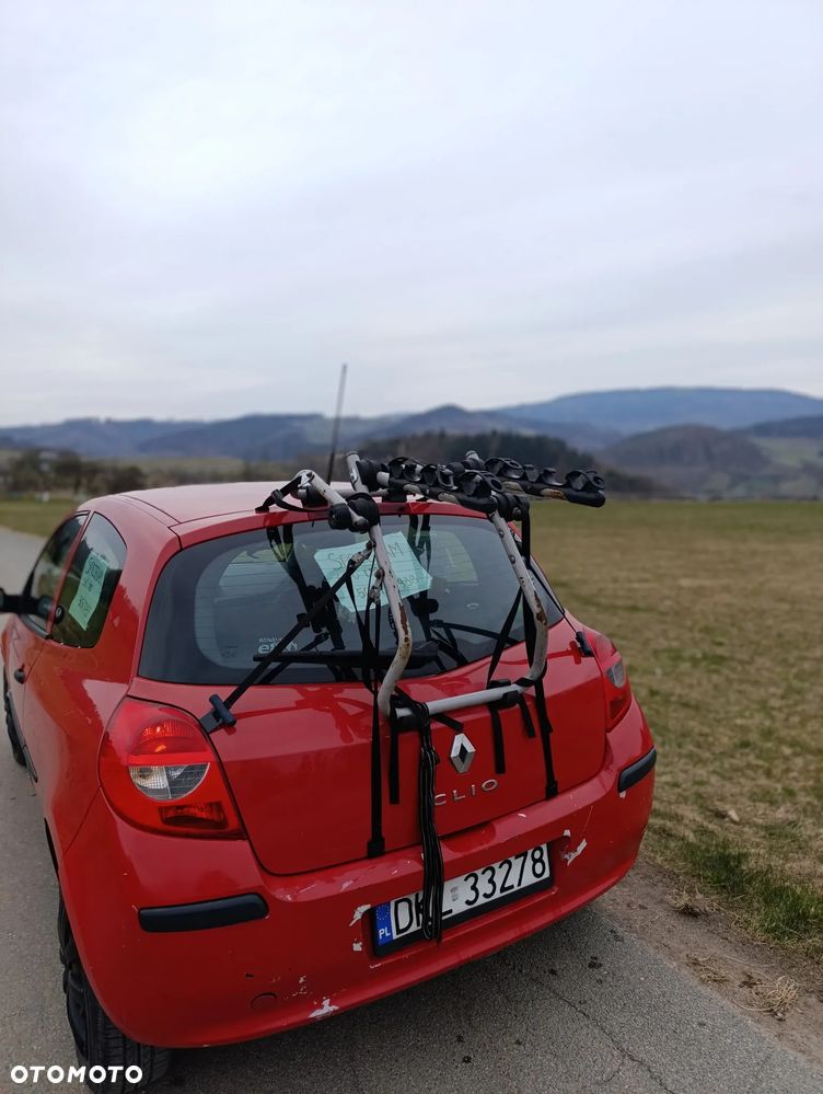 Renault Clio 1.2 16V Authentique - 5