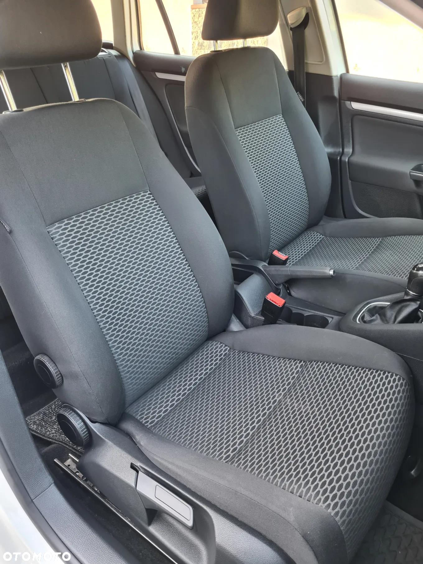 Volkswagen Golf 1.6 TDI DPF Trendline - 30