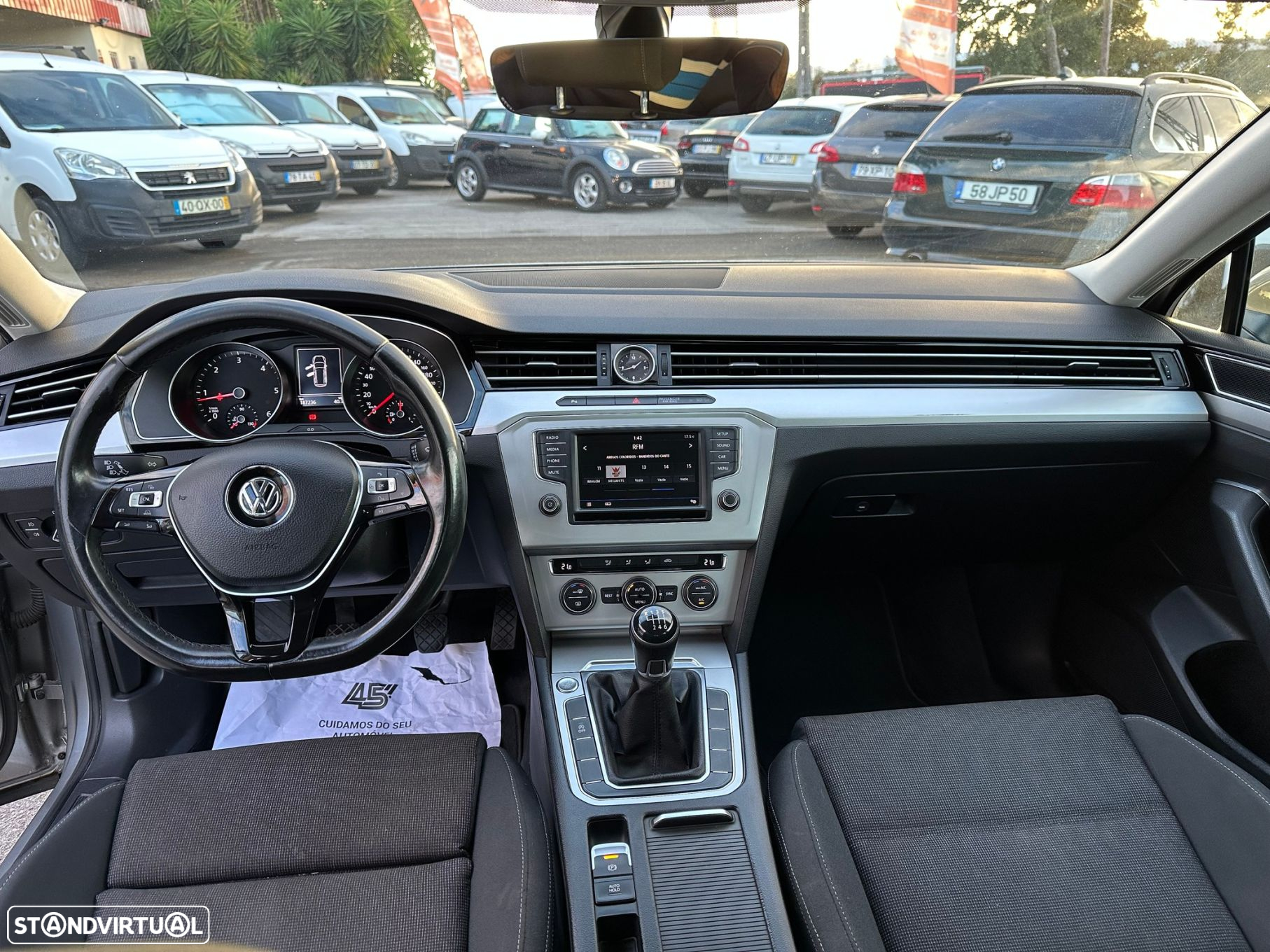 VW Passat Variant 1.6 TDI BlueMotion - 10