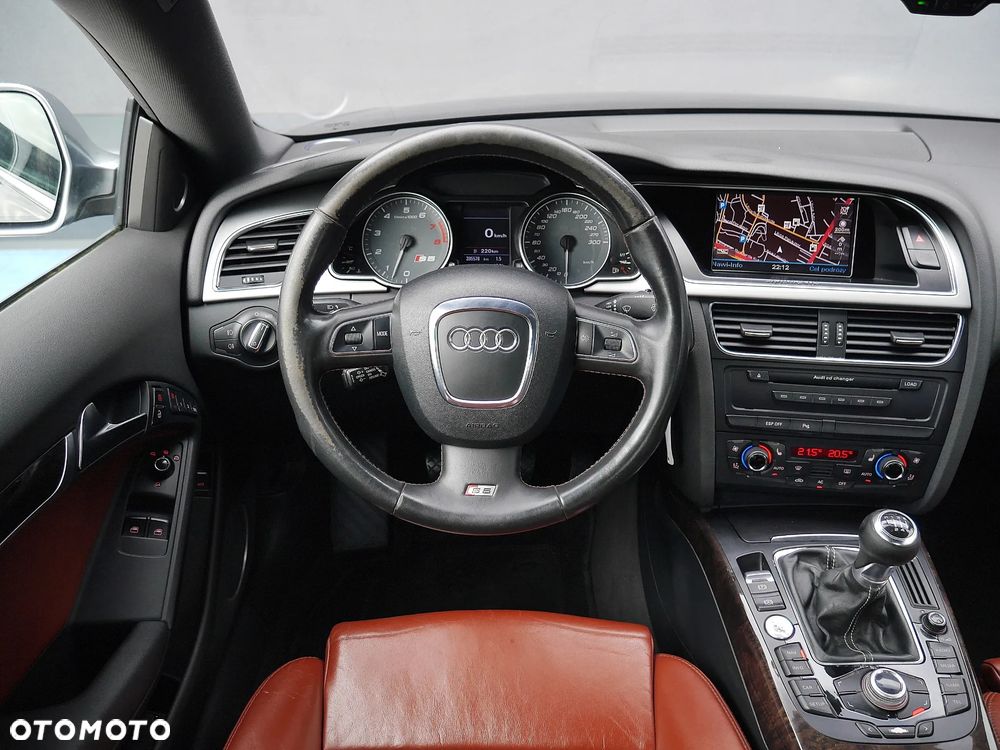 Audi S5 Coupé 4.2 Quattro - 9