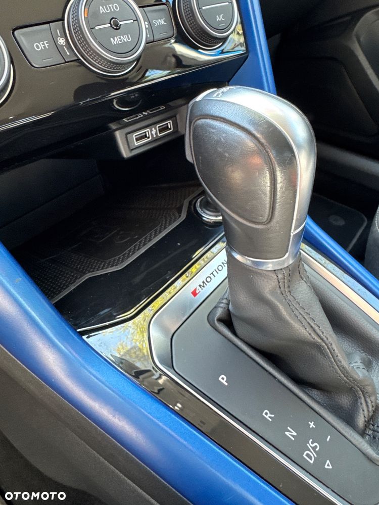 Volkswagen T-Roc 2.0 TDI SCR 4MOTION DSG Style - 22