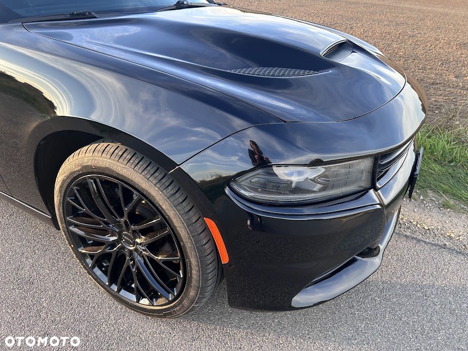 Dodge Charger - 7