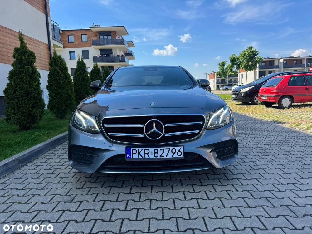 Mercedes-Benz Klasa E - 18