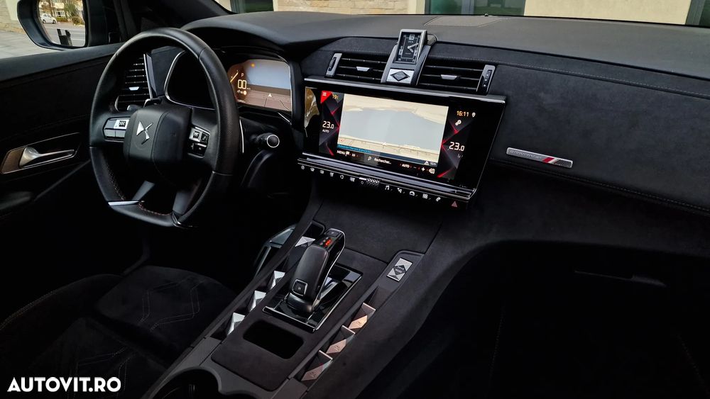 DS Automobiles DS 7 Crossback - 8