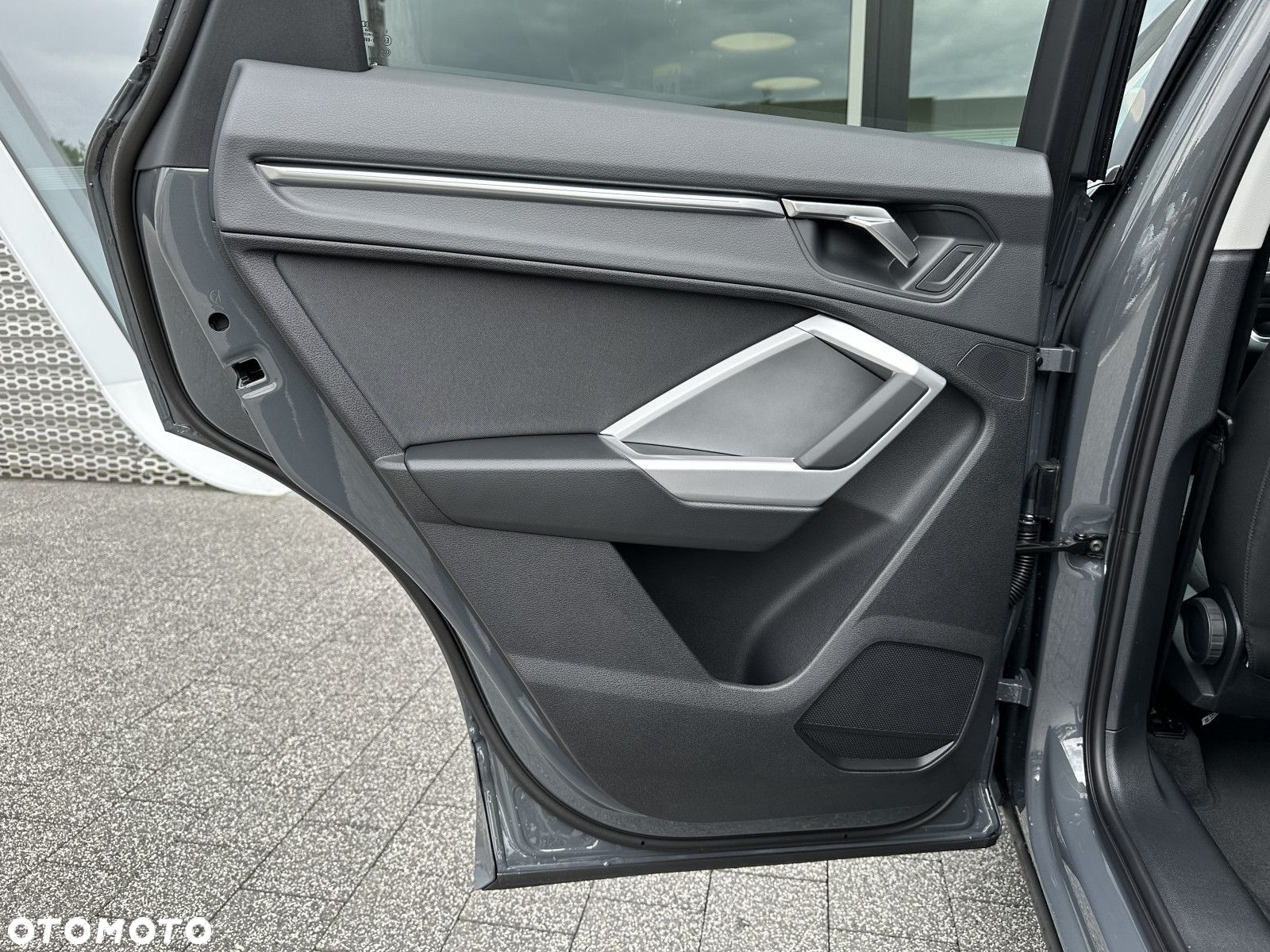 Audi Q3 - 18