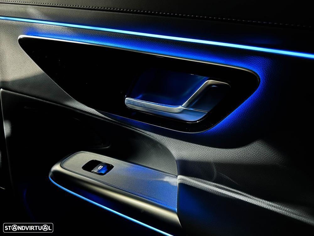 Mercedes-Benz E 300 e Station 9G-TRONIC AMG Line - 23