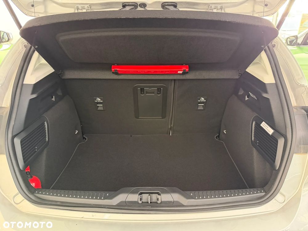 Ford Focus 1.0 EcoBoost mHEV Active X - 11
