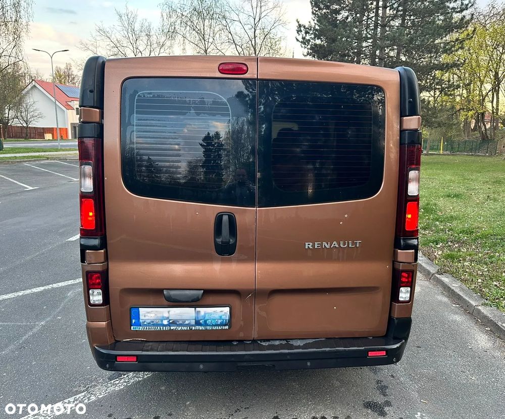 Renault Trafic Grand 1.6 dCi - 8