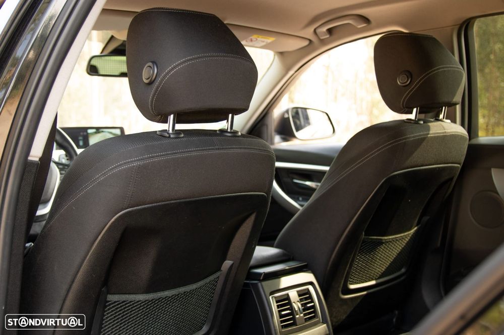 BMW 320 d Touring Line Sport Auto - 10