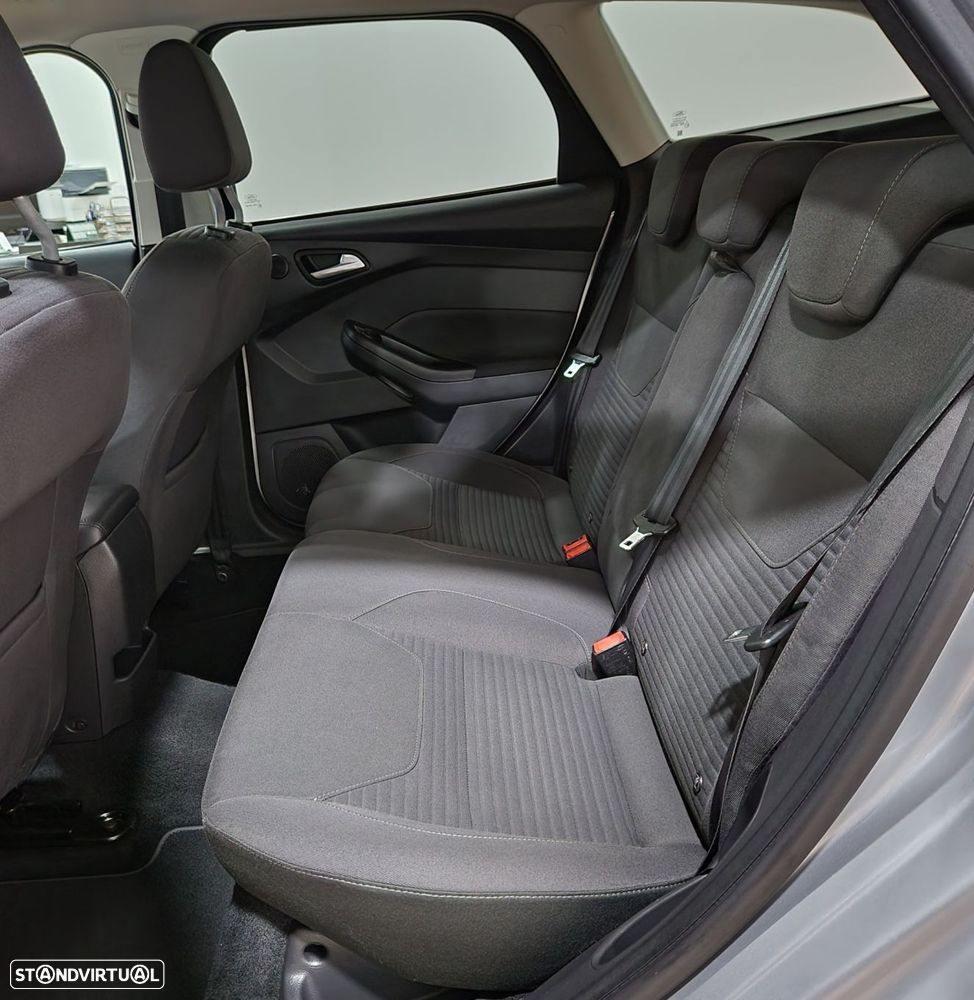 Ford Focus SW 1.5 TDCi Titanium - 22